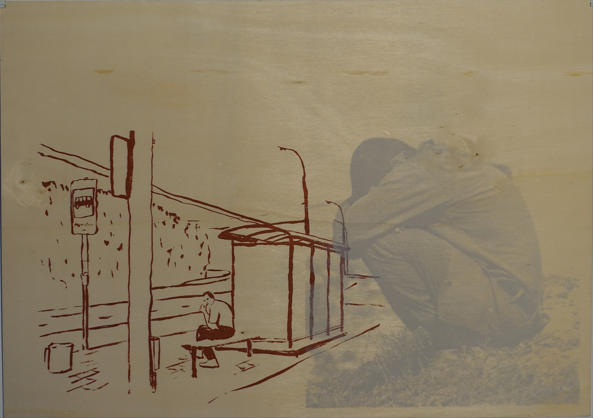 Druck, Siebdruck auf Holz, 42cm x 30cm, Mann sitzt an Haltestelle, überlagert von kauernder Figur, artist: Franziska King